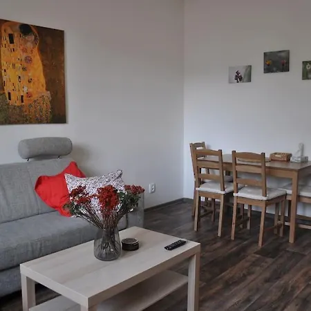 Appartement In 3 *